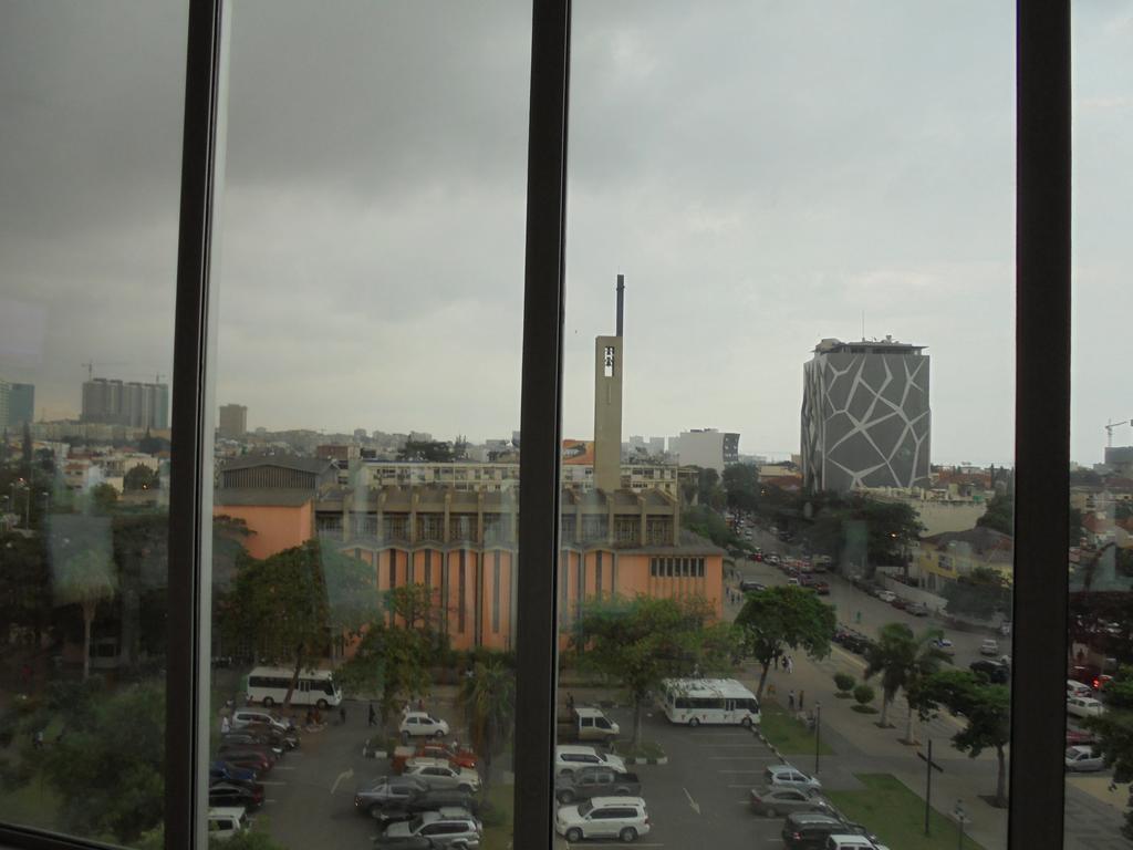 Loanda Hotel Luanda Zewnętrze zdjęcie